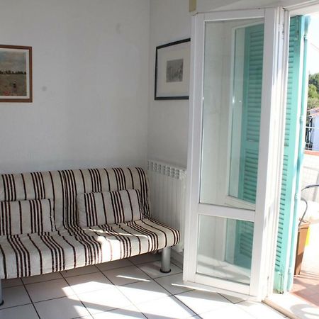 Bilo Frank - Delizioso Bilocale Con Terrazzo Vista Mare Apartment Numana Bagian luar foto